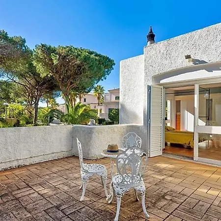 Sleeps 8 With Pool And Air Con Villa Vilamoura